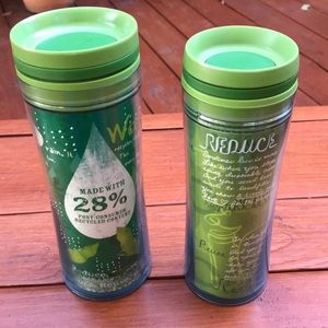 Starbucks hot/cold cups